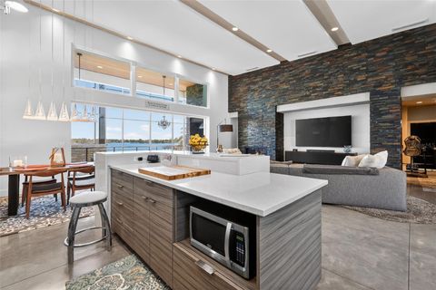 Tiny photo for 1535 Sunset Circle, Mount Dora, FL 32757 (MLS # G5108754)