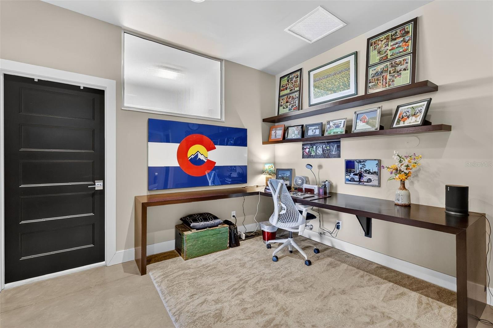 LAKE GERTRUDE MANOR - Residential