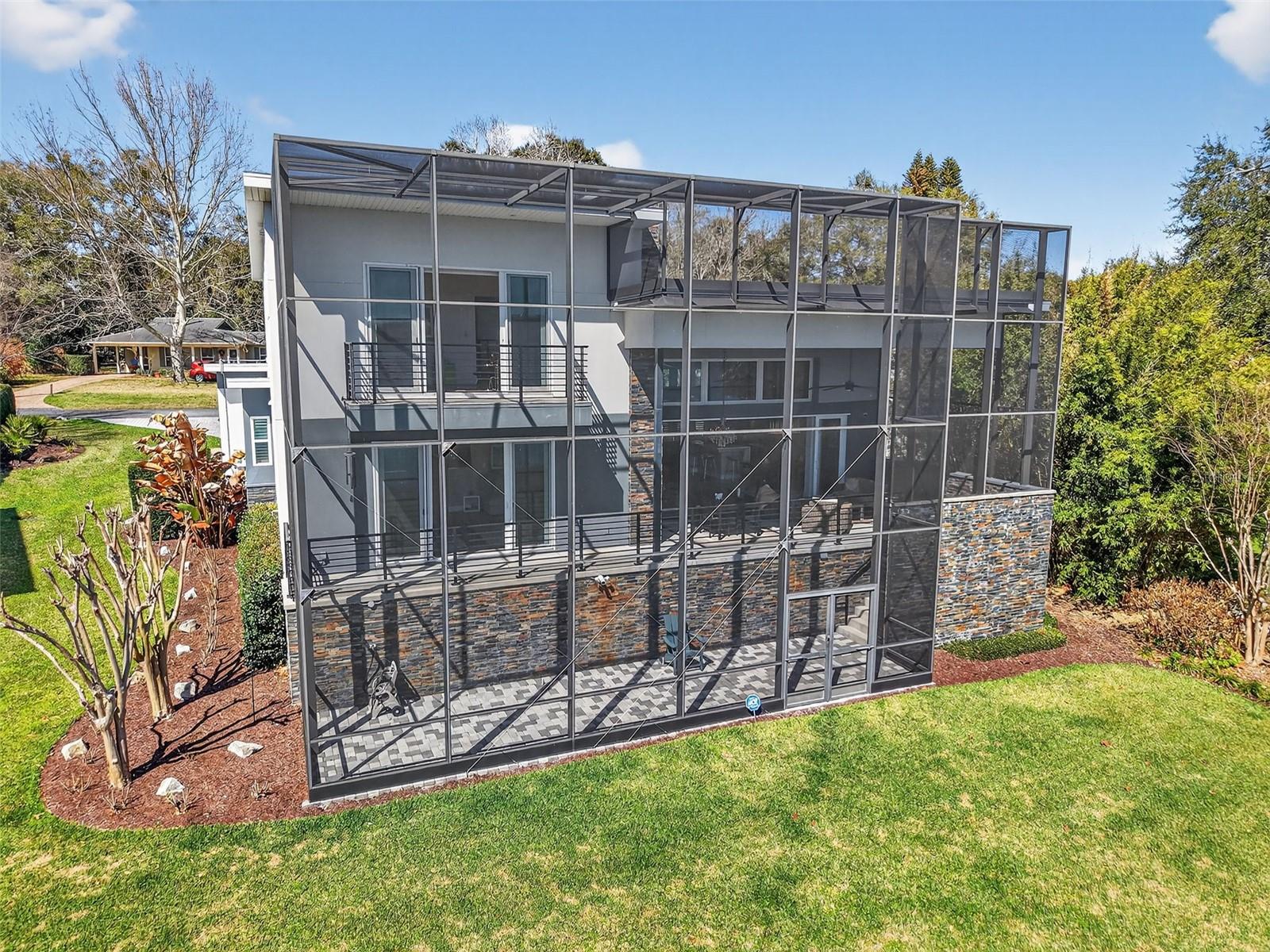 LAKE GERTRUDE MANOR - Residential