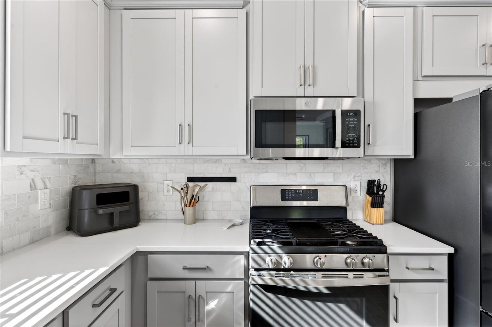 AZARIO ESPLANADE PH III SUBPH D - Residential