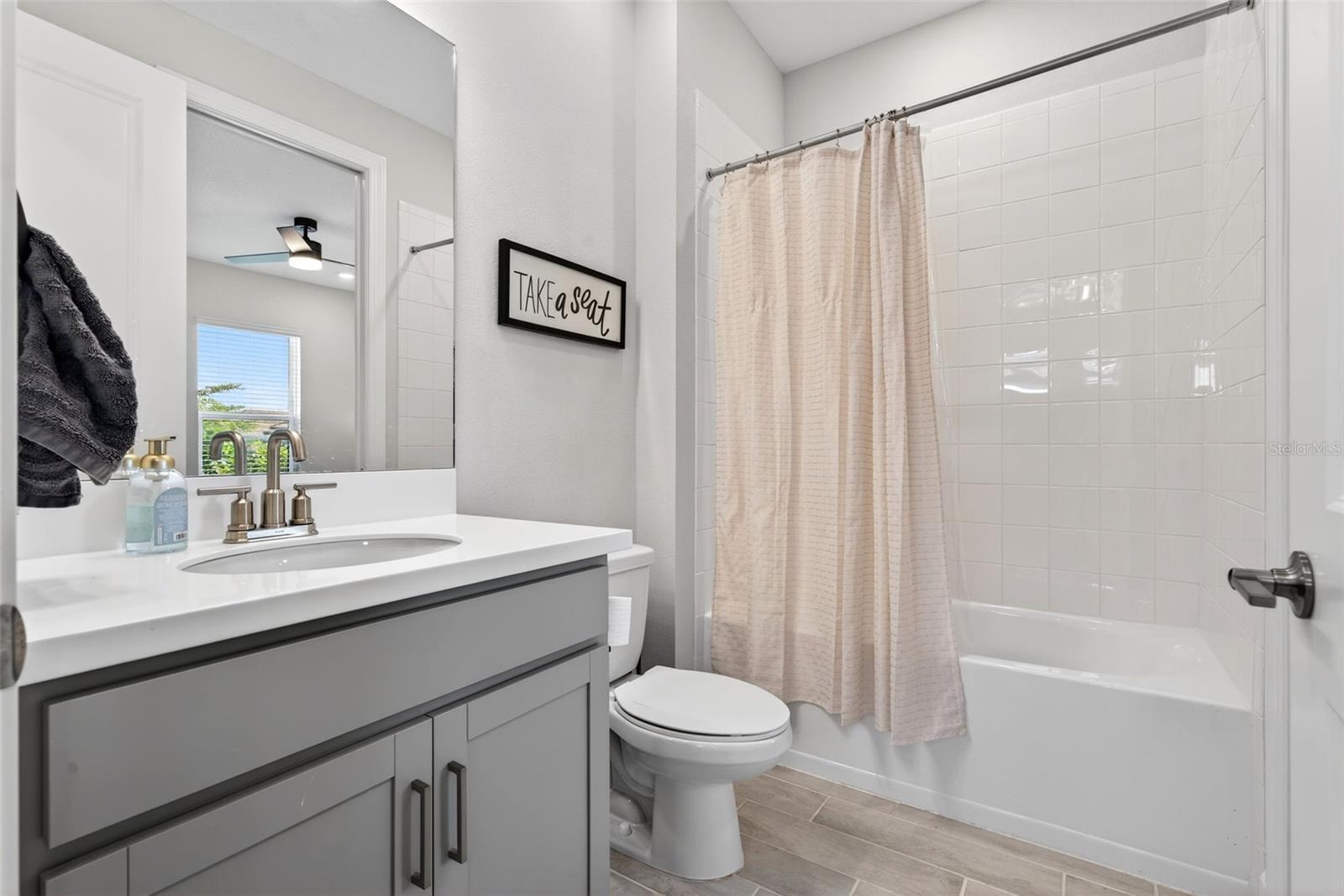 AZARIO ESPLANADE PH III SUBPH D - Residential