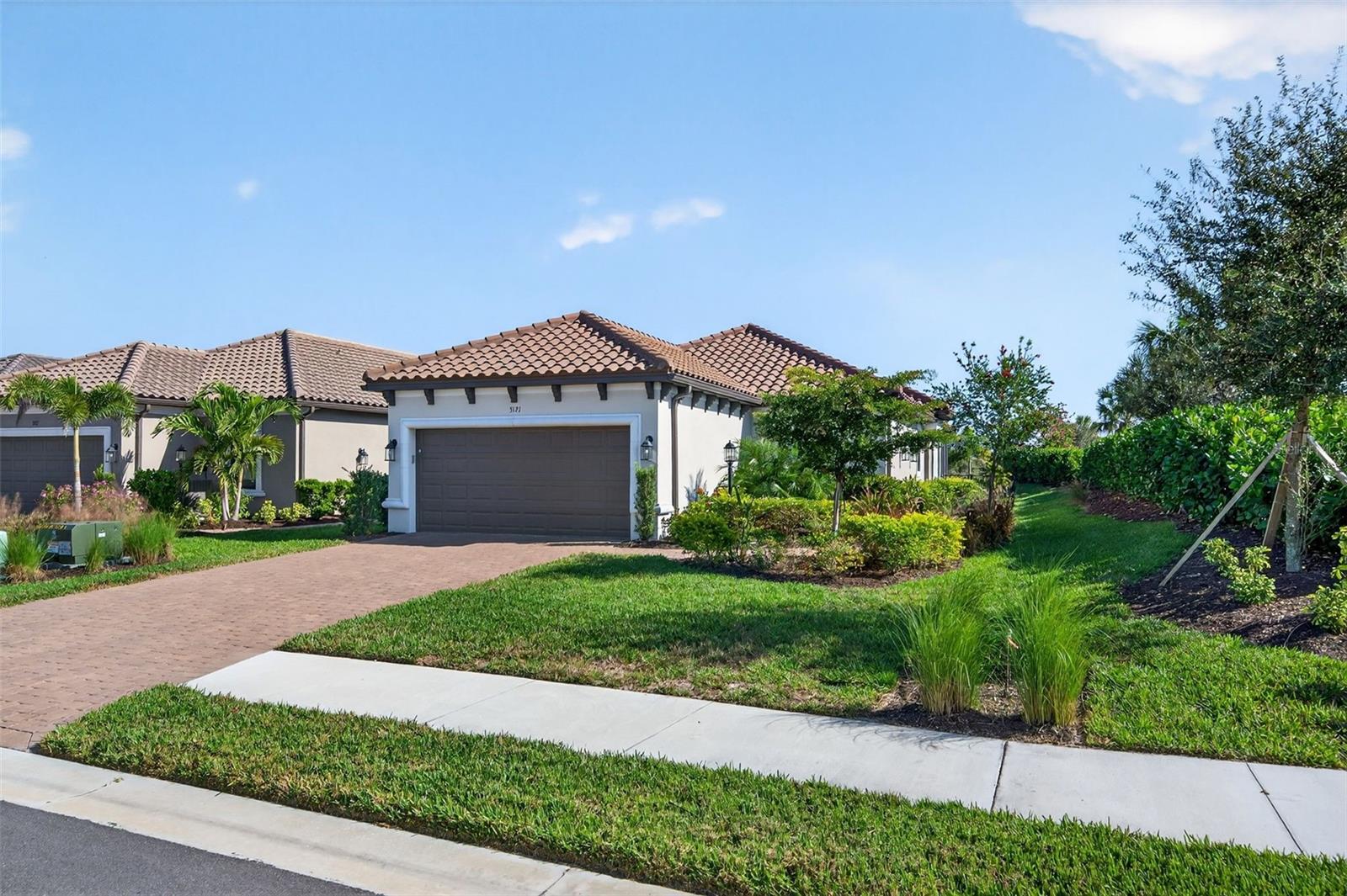 AZARIO ESPLANADE PH III SUBPH D - Residential