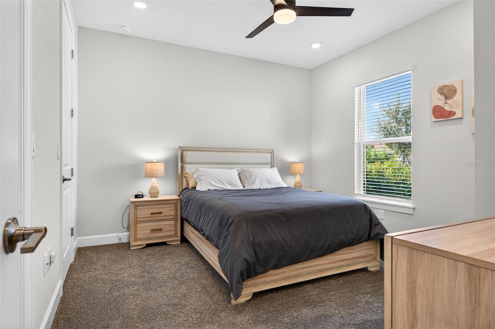 AZARIO ESPLANADE PH III SUBPH D - Residential