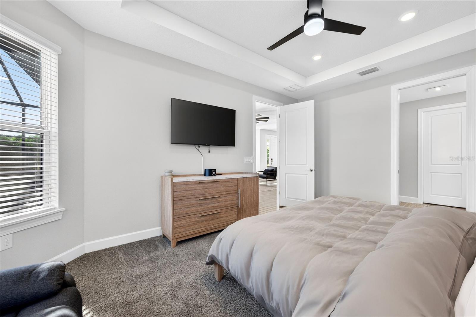 AZARIO ESPLANADE PH III SUBPH D - Residential