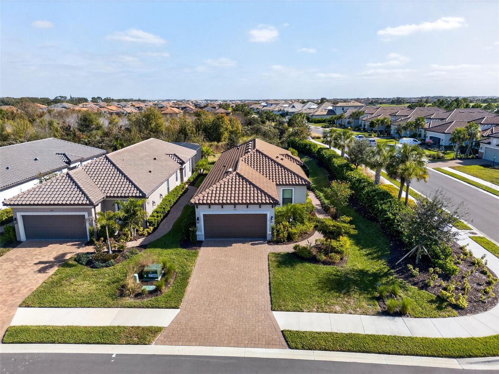 AZARIO ESPLANADE PH III SUBPH D - Residential