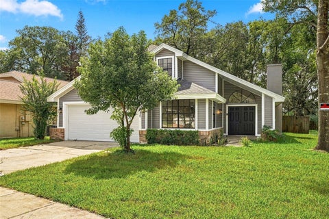 2140 Wekiwa Oaks Drive, Apopka, FL 32703