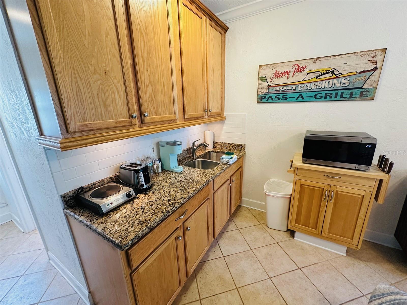 PASS-A-GRILLE BEACH CONDO PH I CONDO - Residential