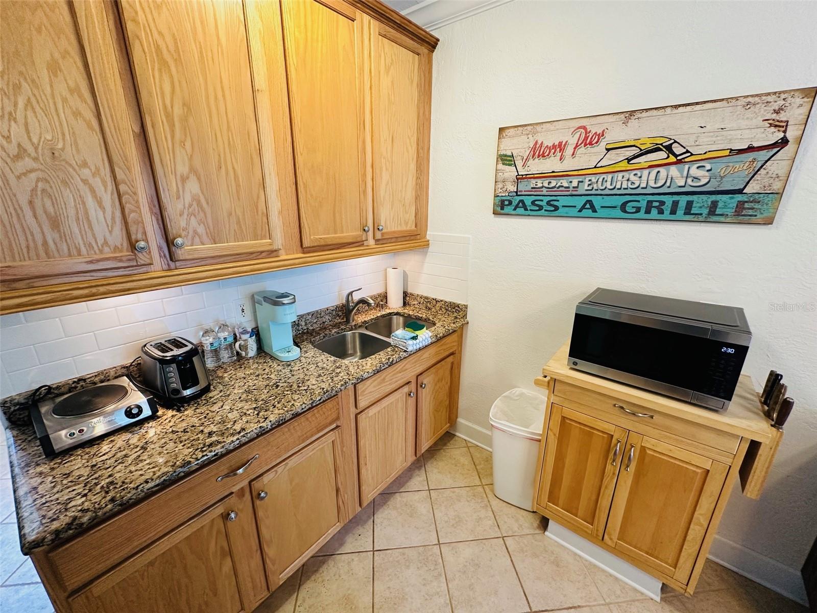PASS-A-GRILLE BEACH CONDO PH I CONDO - Residential