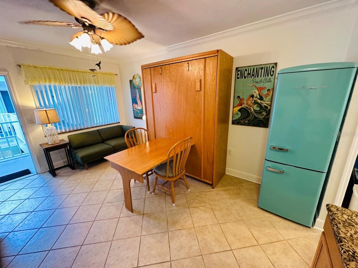 PASS-A-GRILLE BEACH CONDO PH I CONDO - Residential