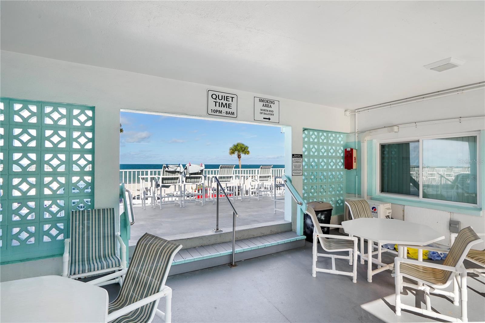 PASS-A-GRILLE BEACH CONDO PH I CONDO - Residential