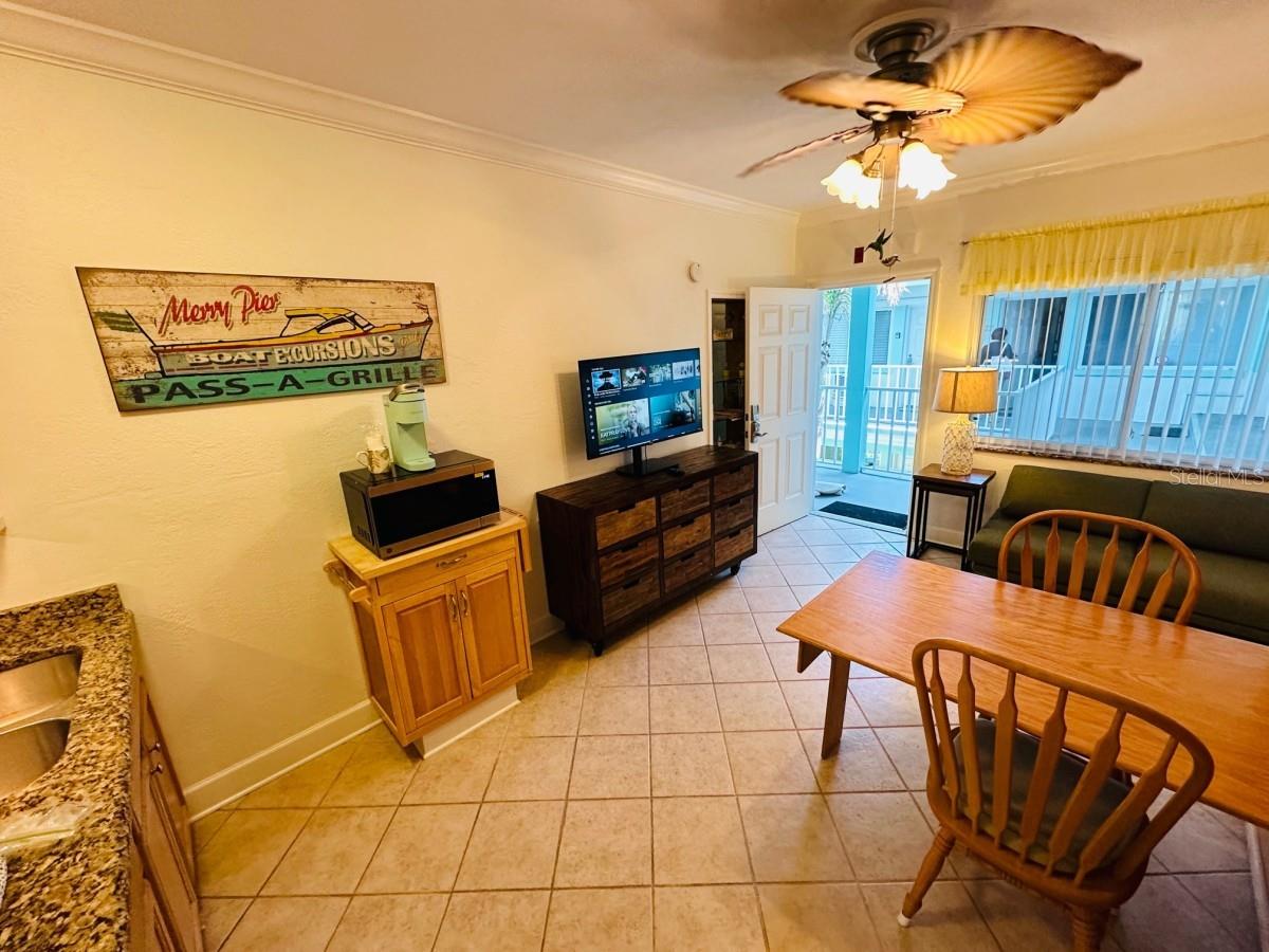 PASS-A-GRILLE BEACH CONDO PH I CONDO - Residential