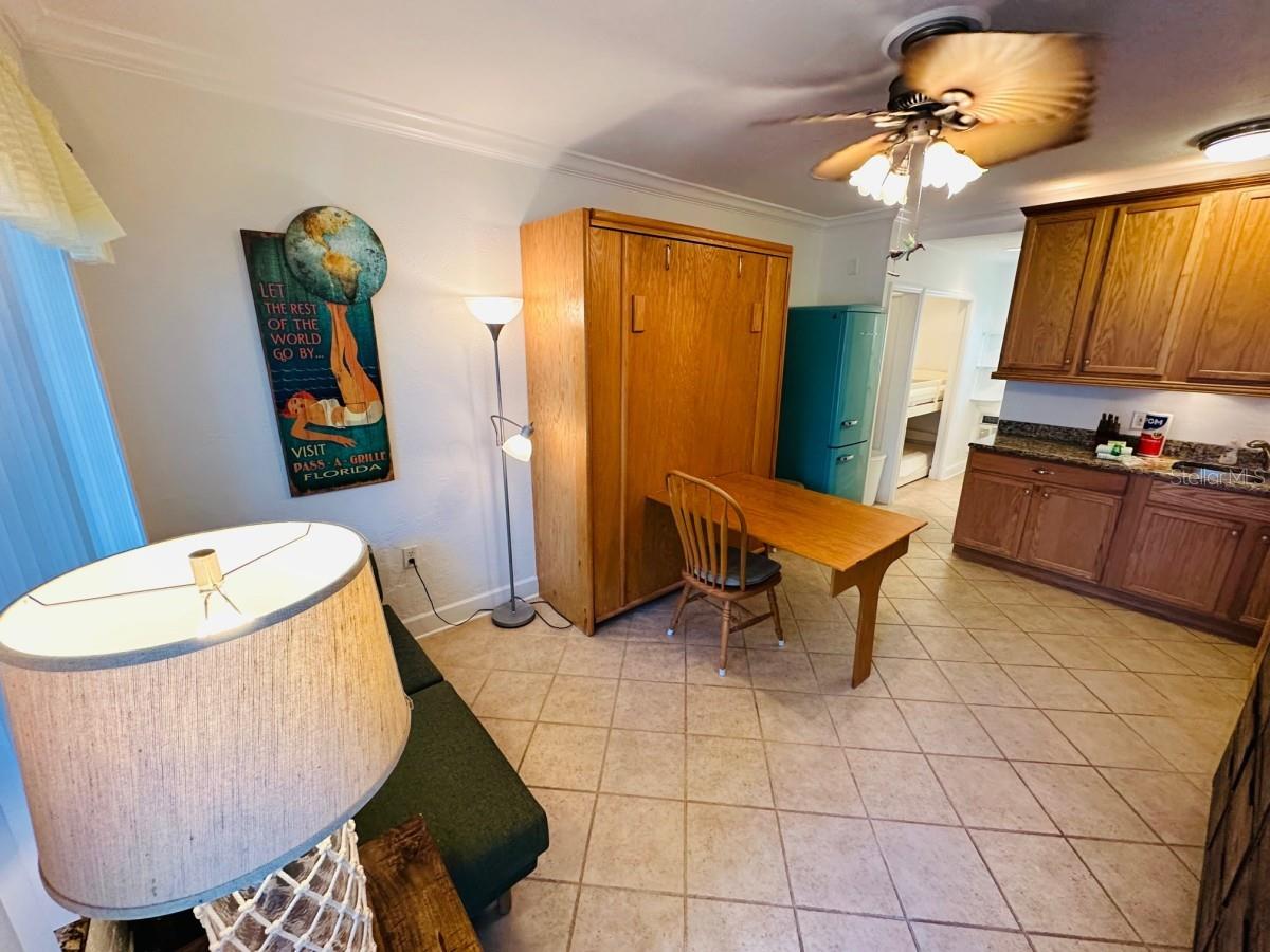 PASS-A-GRILLE BEACH CONDO PH I CONDO - Residential