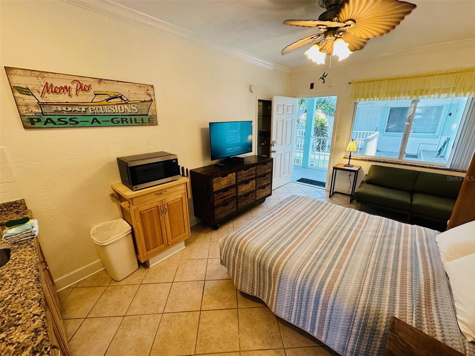 PASS-A-GRILLE BEACH CONDO PH I CONDO - Residential
