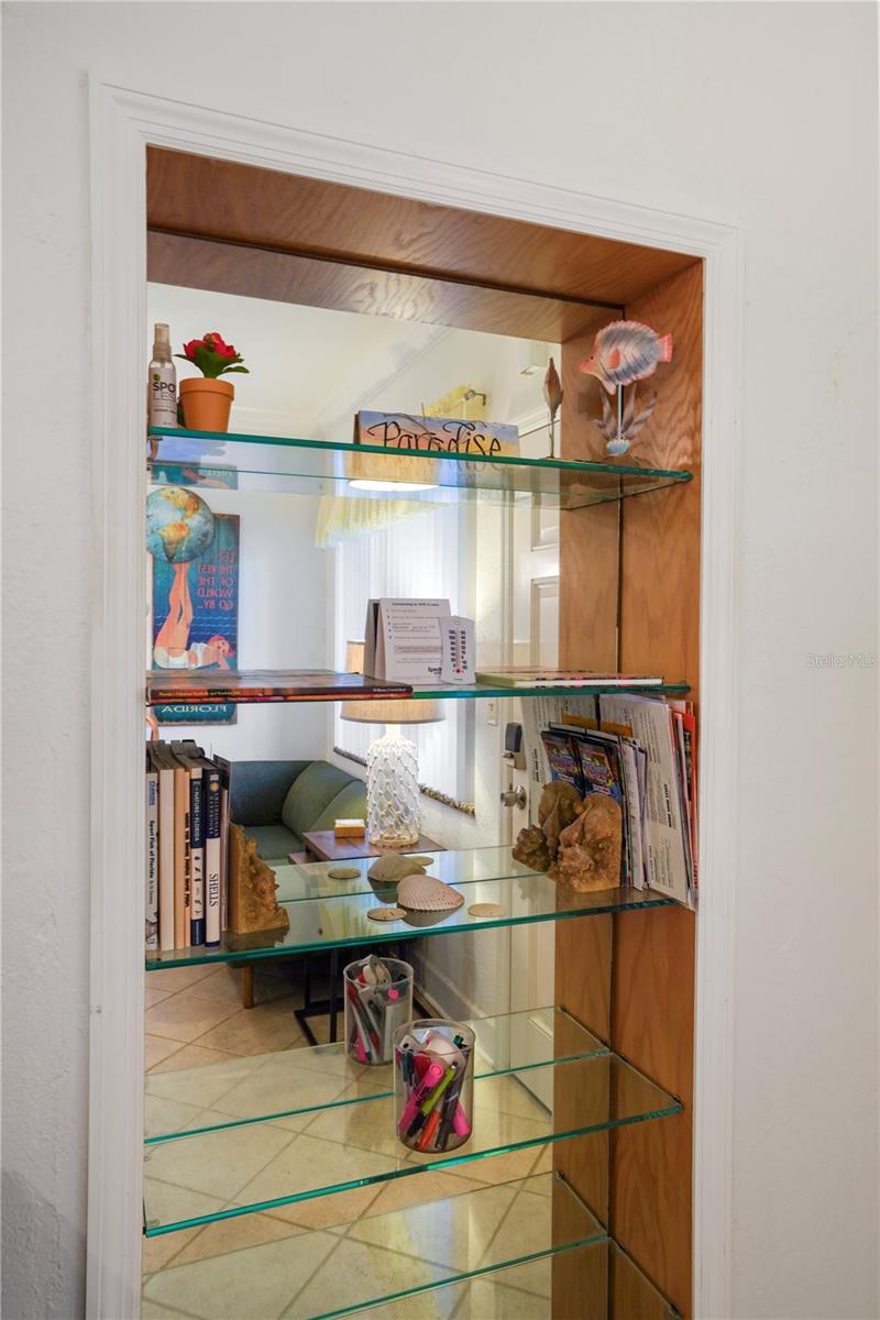 PASS-A-GRILLE BEACH CONDO PH I CONDO - Residential