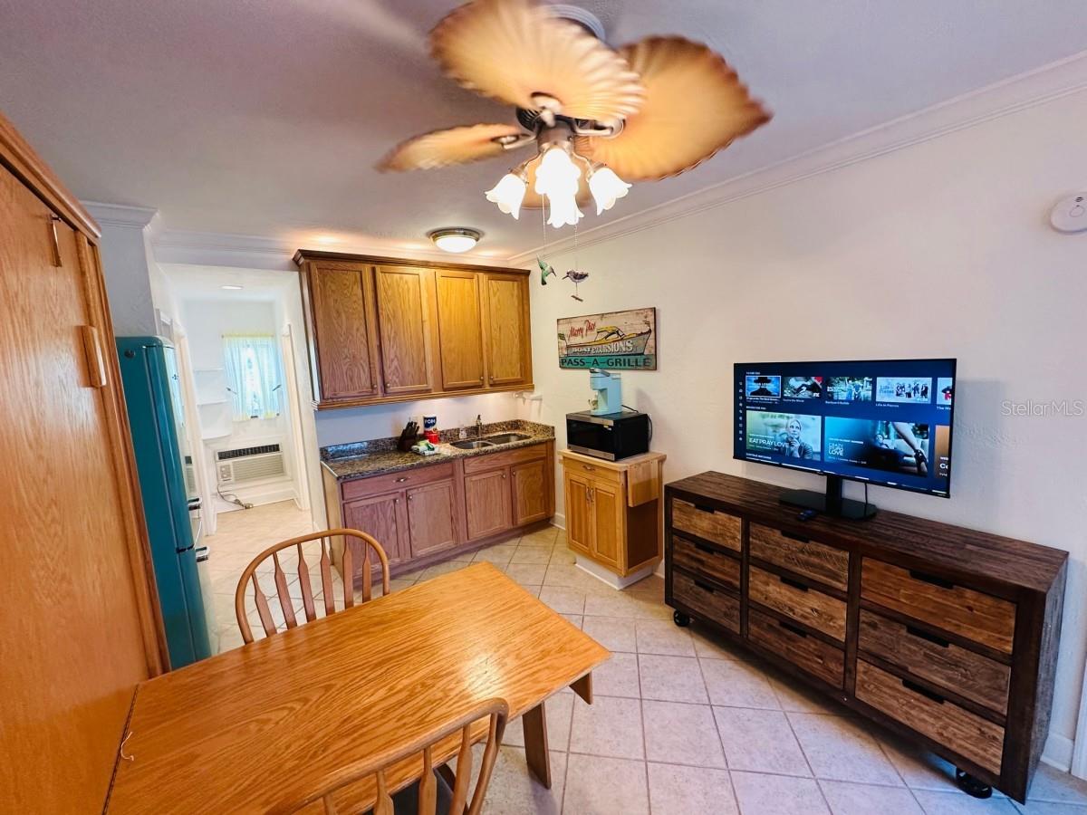 PASS-A-GRILLE BEACH CONDO PH I CONDO - Residential