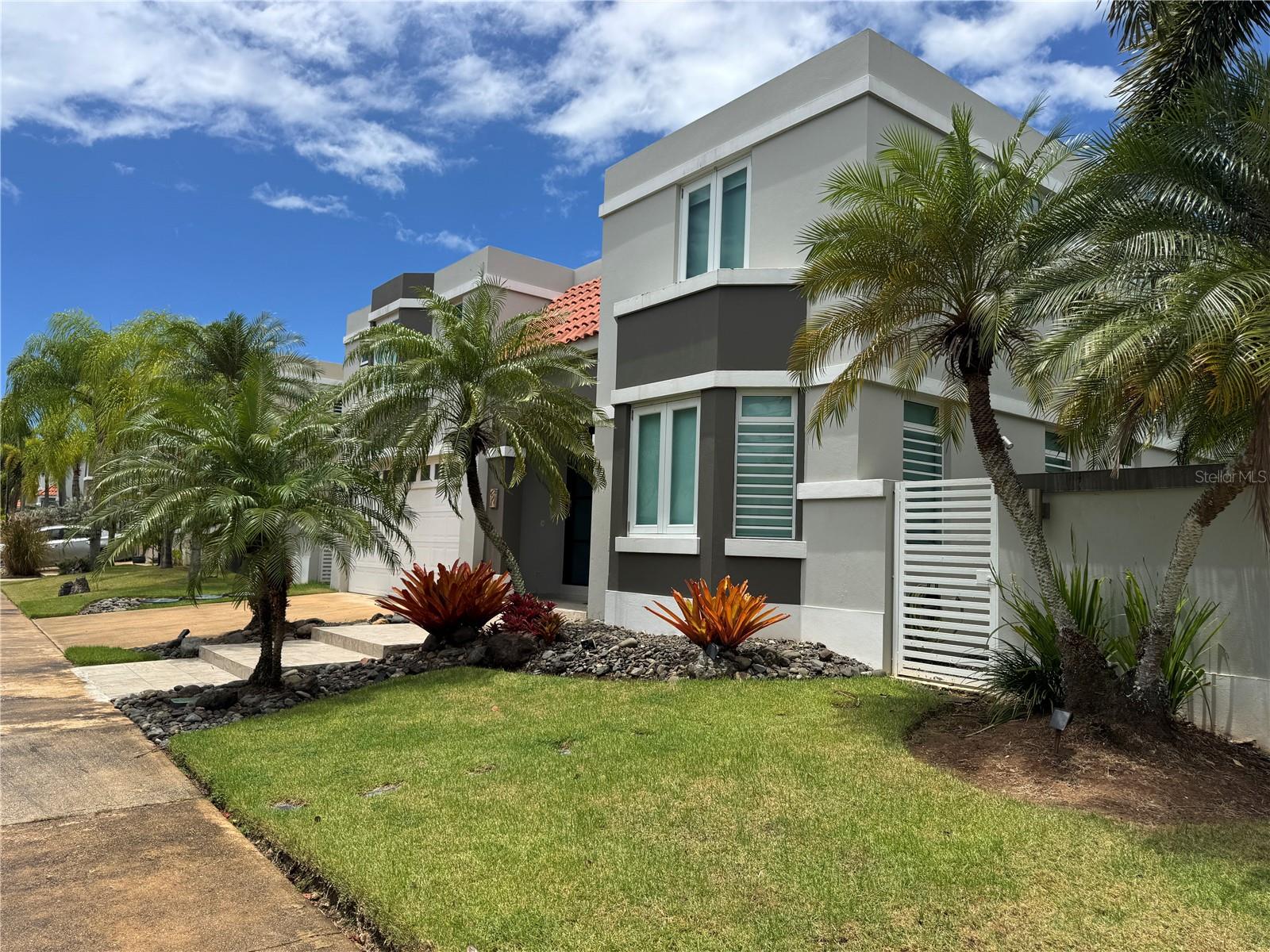 PASEO LOS CORALES I - Residential