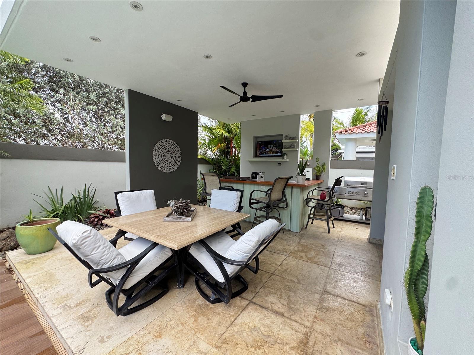 PASEO LOS CORALES I - Residential