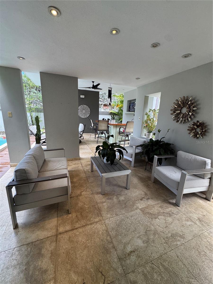 PASEO LOS CORALES I - Residential