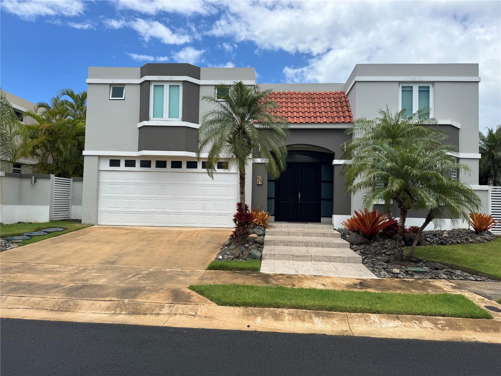 PASEO LOS CORALES I - Residential