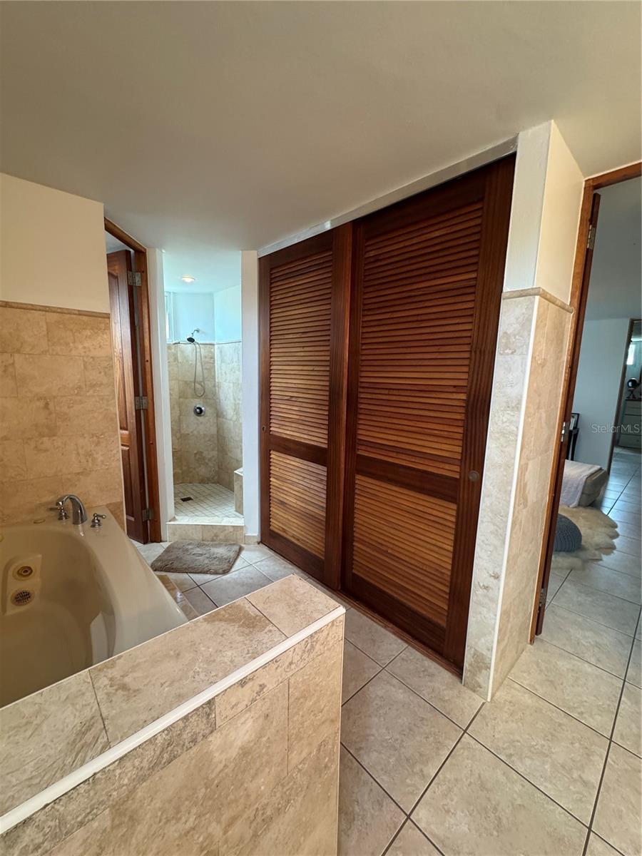PASEO LOS CORALES I - Residential