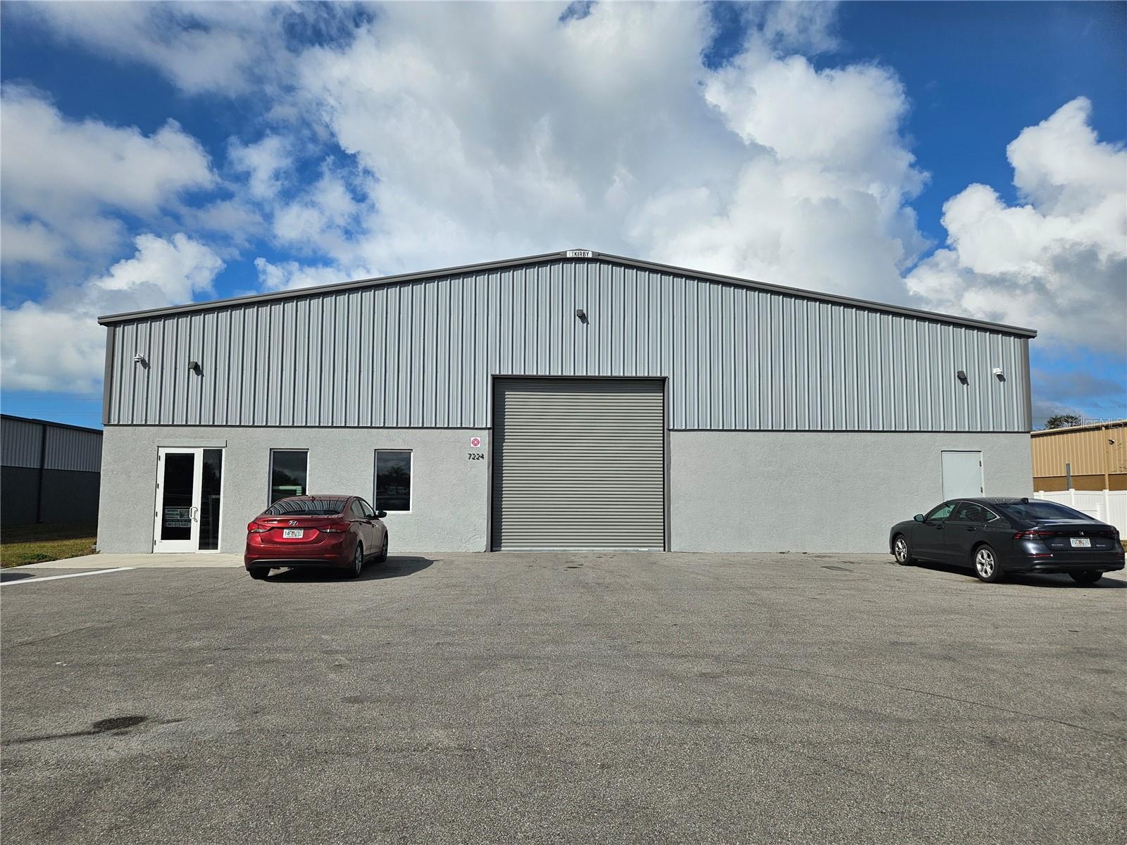 CENTRE PARK INDUST PH 1 - Commercial Sale