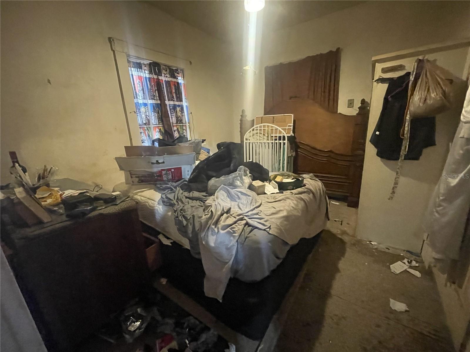 LAWNDALE - Residential