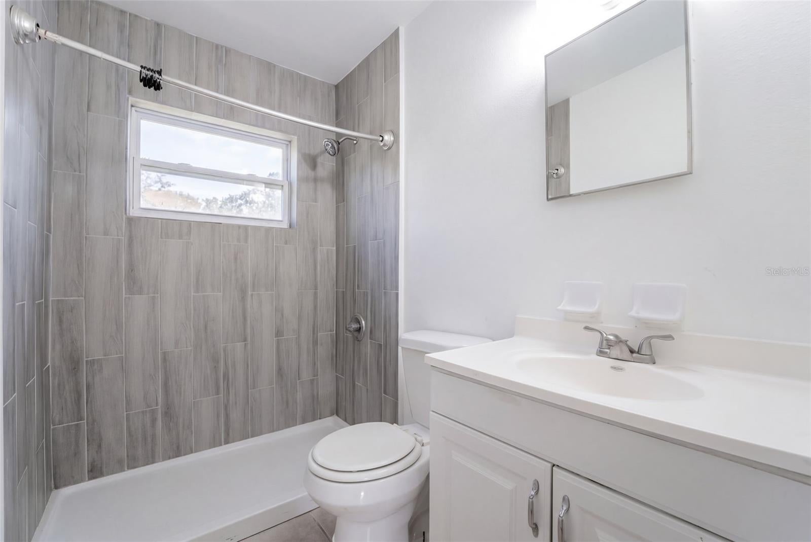 1075 TIMBERLANE TRAIL