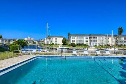 A home in LONGBOAT KEY