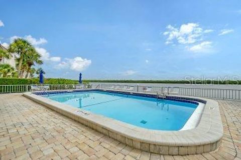 A home in LONGBOAT KEY