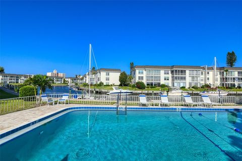 A home in LONGBOAT KEY