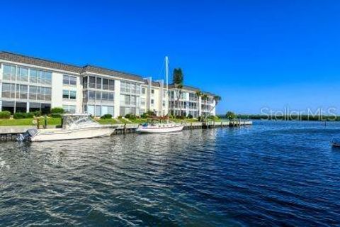 A home in LONGBOAT KEY