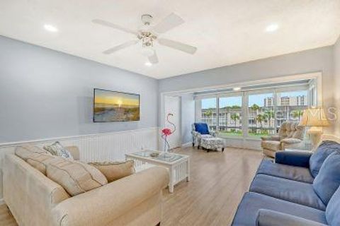 A home in LONGBOAT KEY