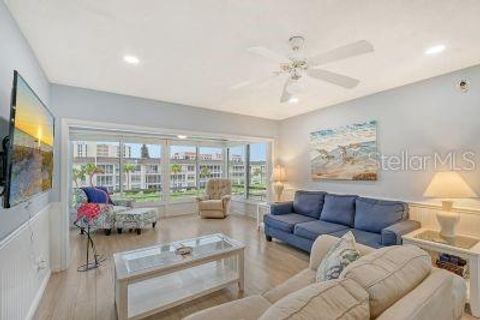 A home in LONGBOAT KEY