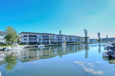 A home in LONGBOAT KEY