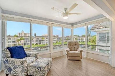 A home in LONGBOAT KEY