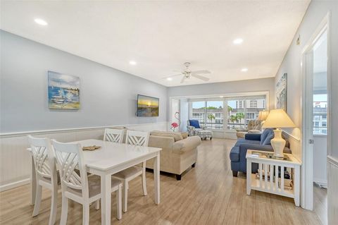 A home in LONGBOAT KEY