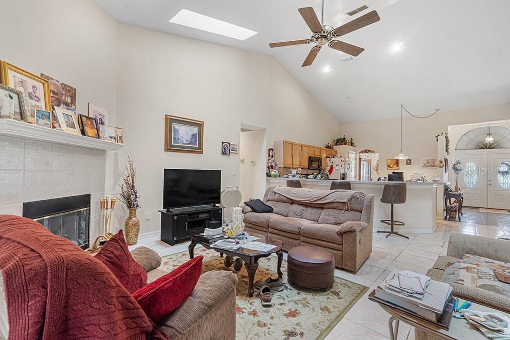 LAKE OLYMPIA LAKE VILLAGE - Residential