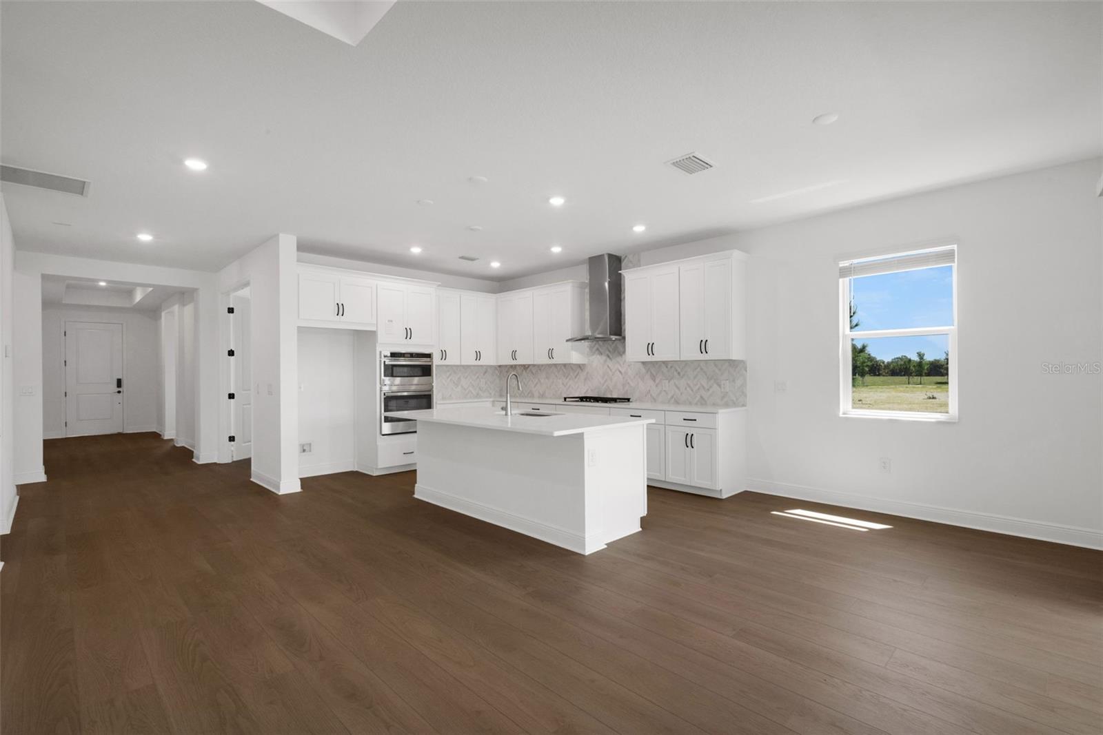 9670 CRYSTAL ISLES CIRCLE