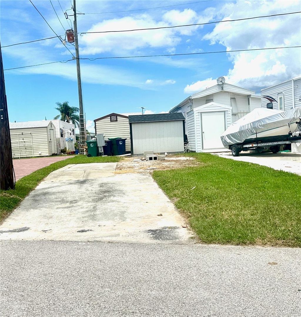 Photo of 22 MONTEGO DRIVE, PALMETTO, FL 34221 (MLS # A4578115)