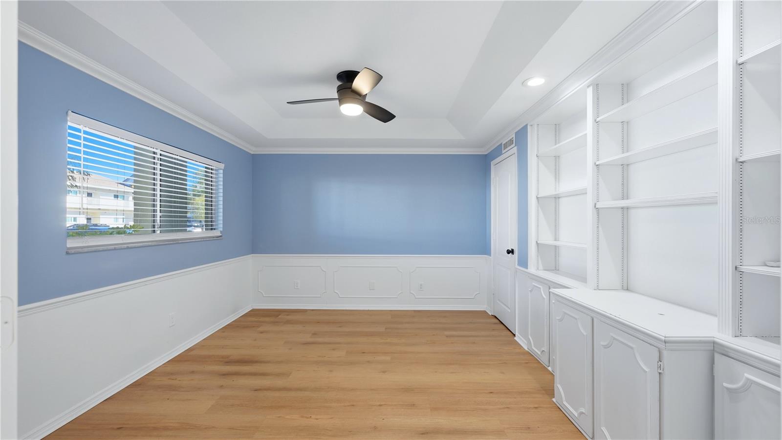 ON TOP OF THE WORLD - Residential