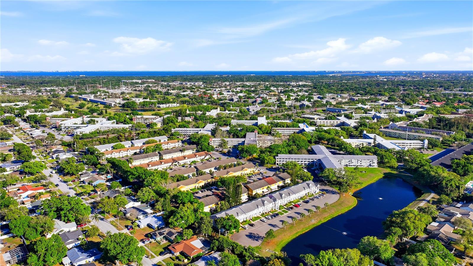 ON TOP OF THE WORLD - Residential