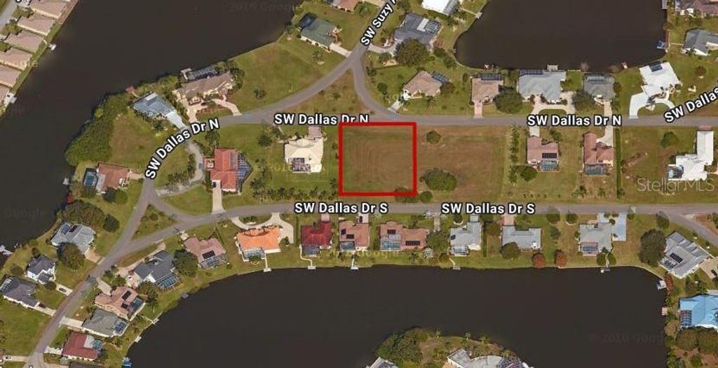 Photo of 11663 SW Dallas Drive N, Lake Suzy, FL 34269 (MLS # C7522233)