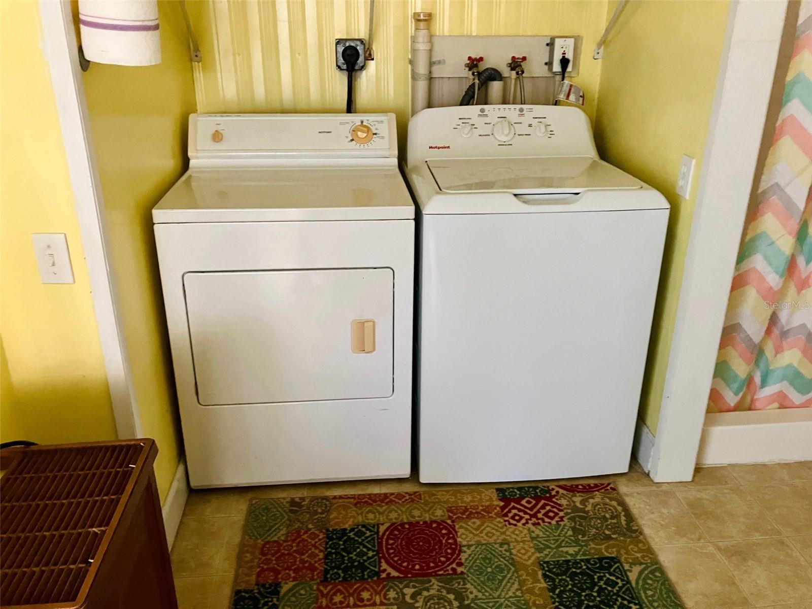 BROOK TO BAY - Residential