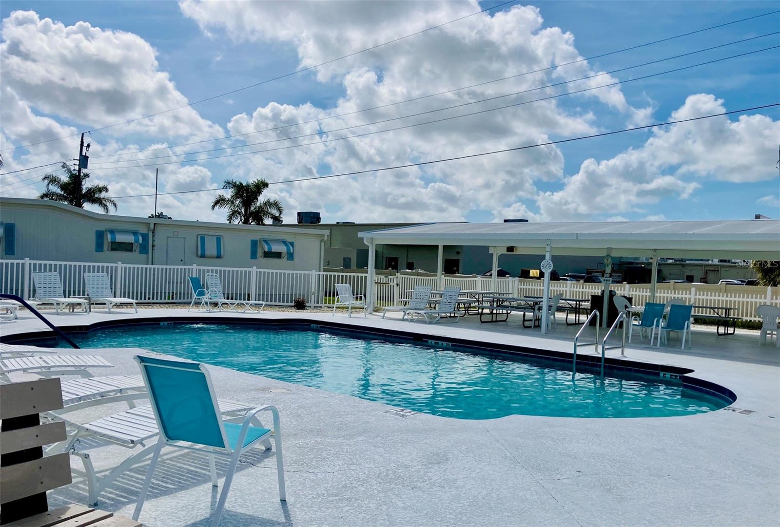 BROOK TO BAY - Residential