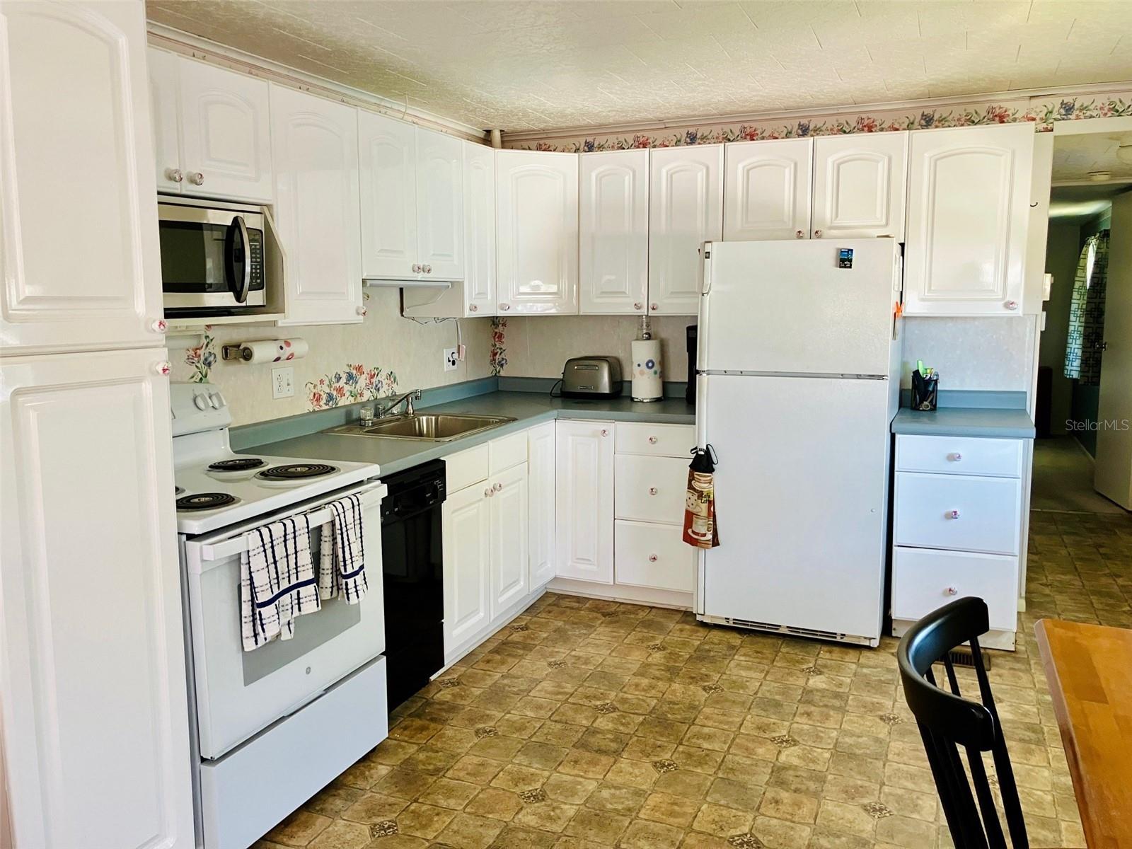 BROOK TO BAY - Residential