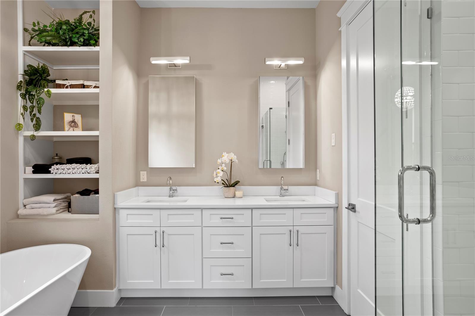 OLD KENTUCKY - Residential