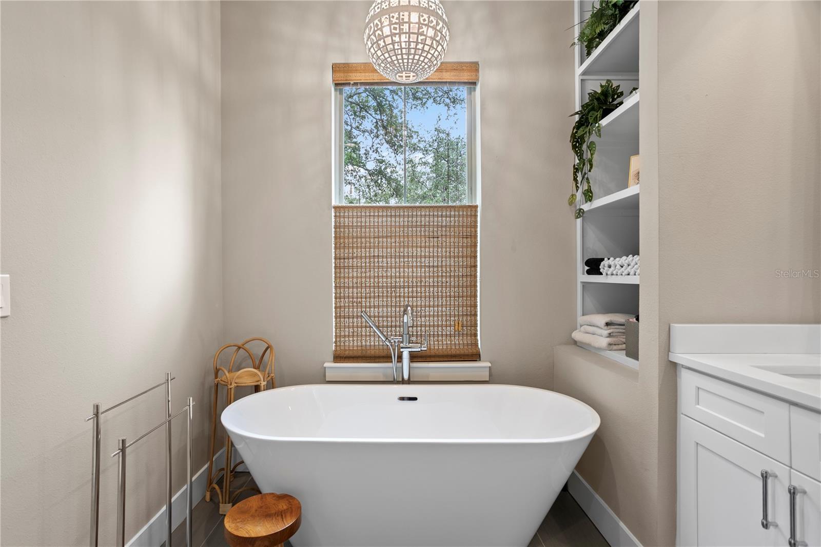 OLD KENTUCKY - Residential