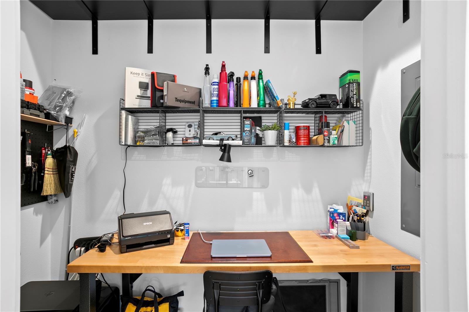 OLD KENTUCKY - Residential