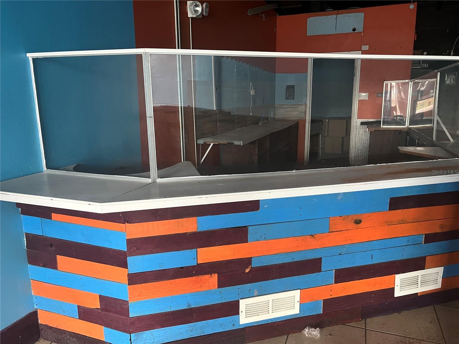 TURMANS EAST YBOR - Commercial Lease