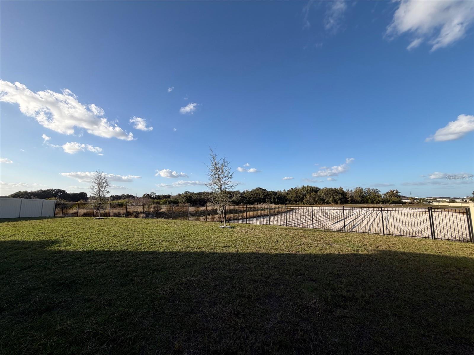 BRADBURY CRK PH I - Residential Lease